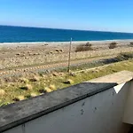 Fronte Mare Villa *